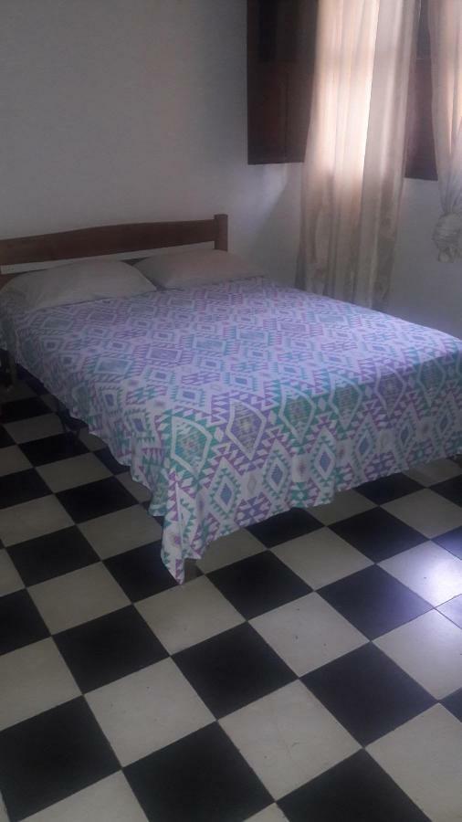 Hospedaje Santa Barbara Buga Buitenkant foto
